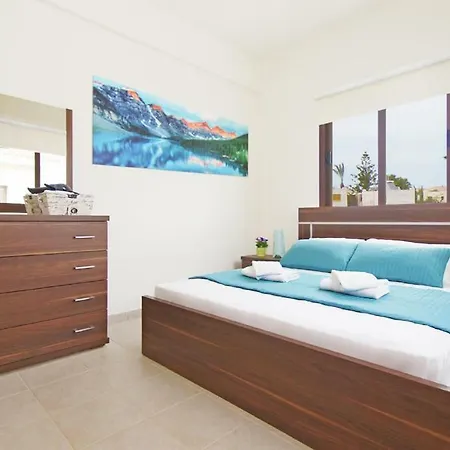 Emerald Villa *
